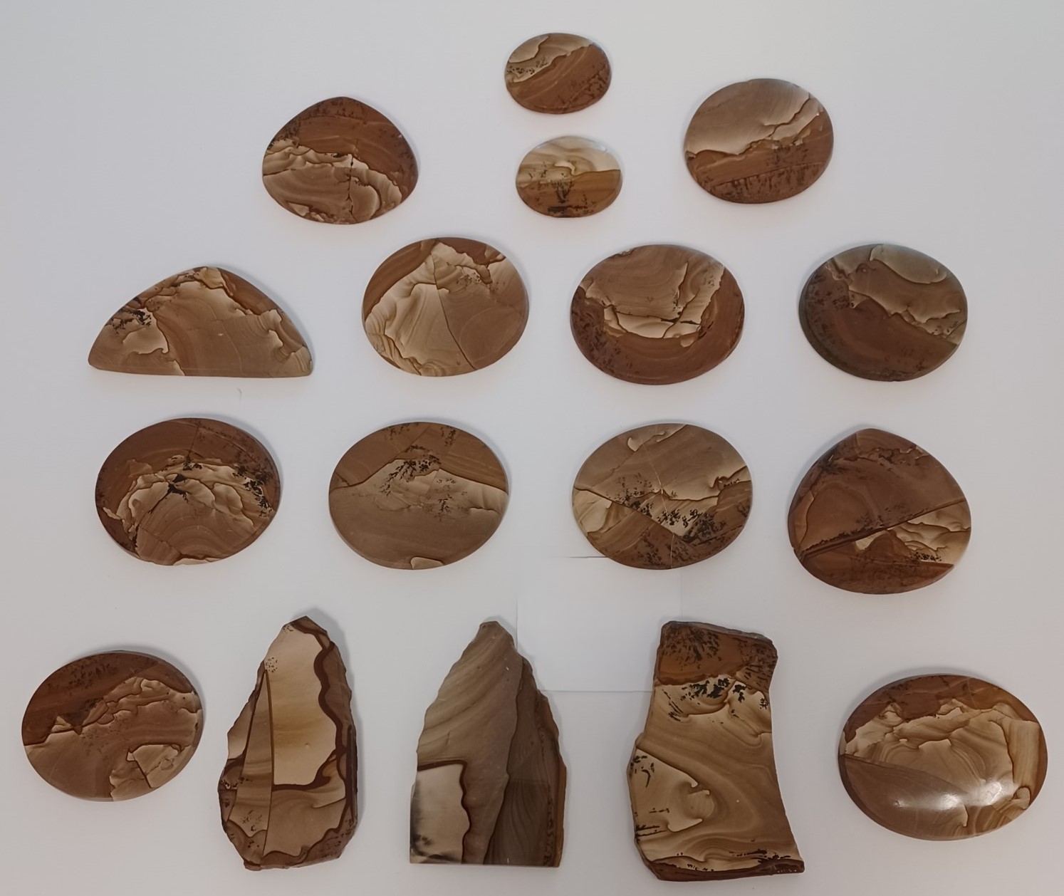 Polished jasper stones. 